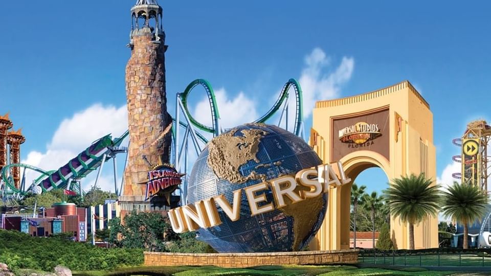 universal_wide